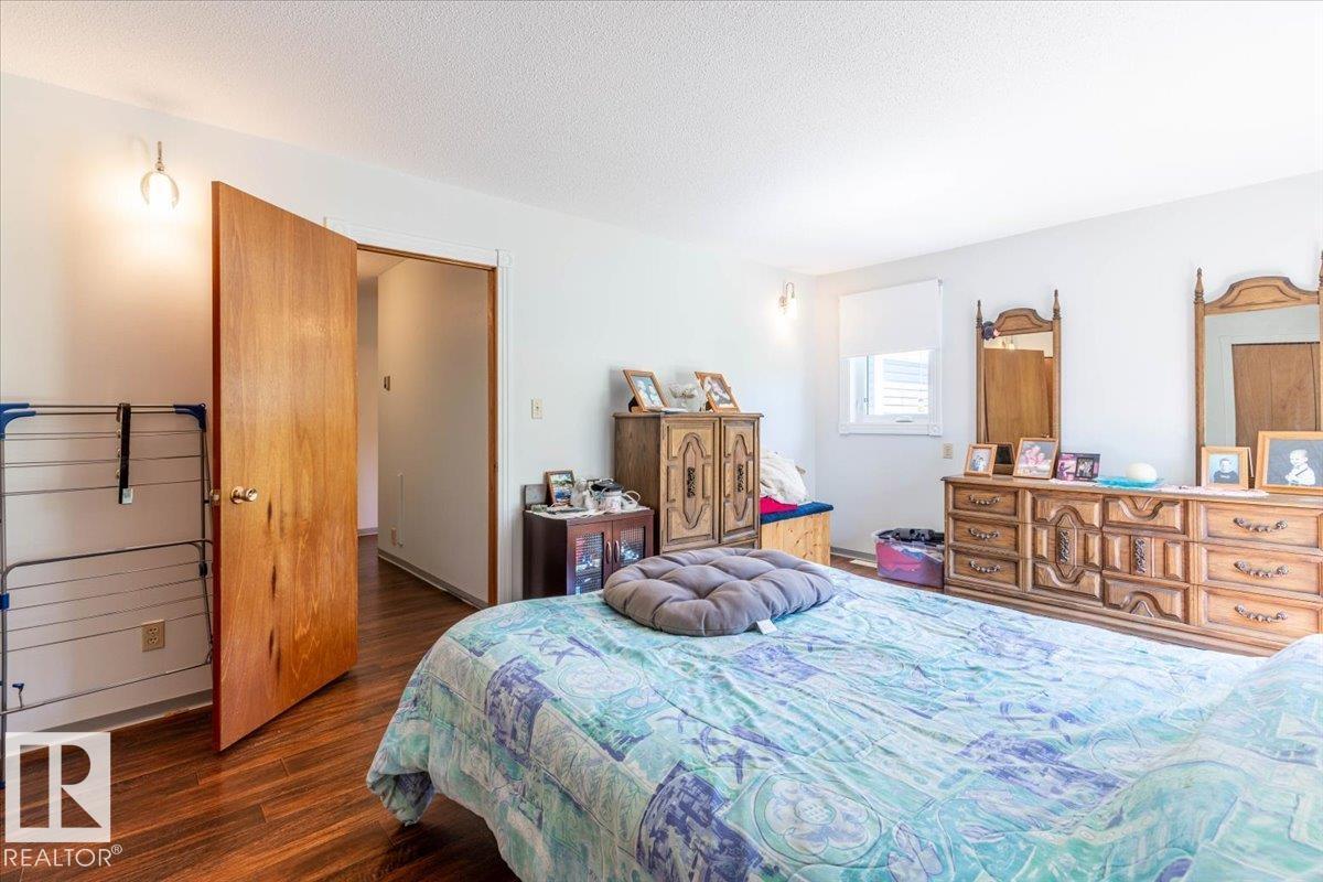 #8 465070 RGE ROAD 20 - 20