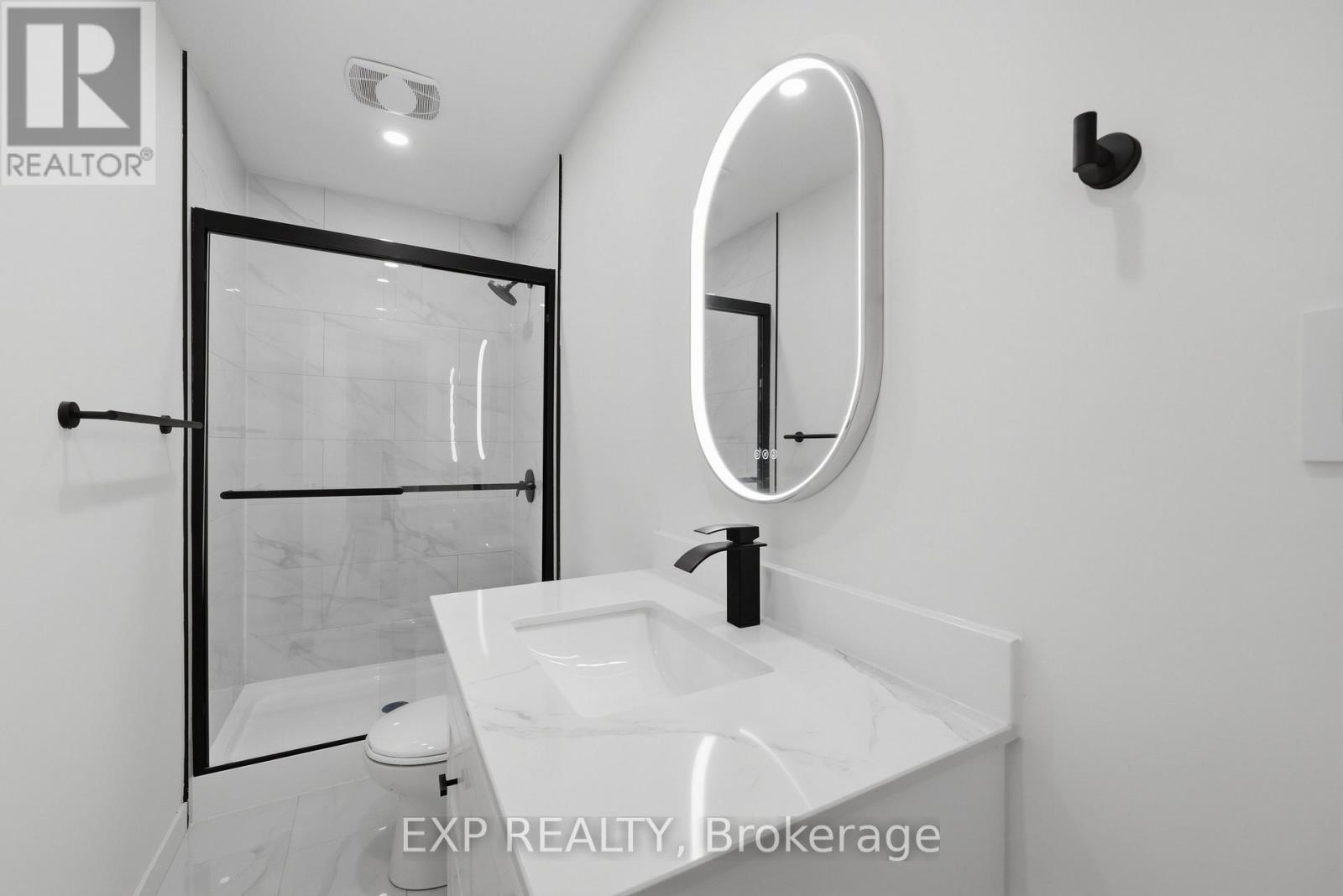 571 ELIZABETH STREET - 17