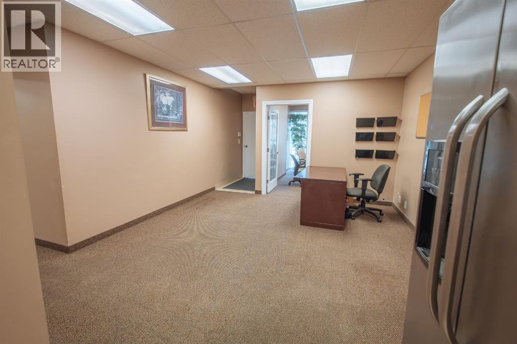 32 Westwinds Crescent Northeast - Photo 20