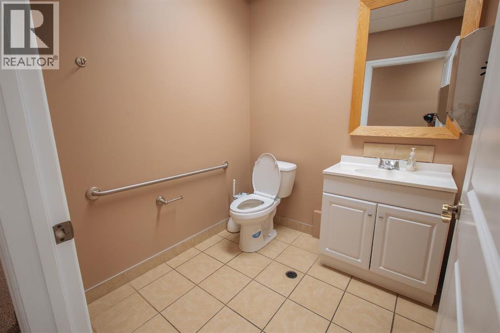 32 Westwinds Crescent Northeast - Photo 25