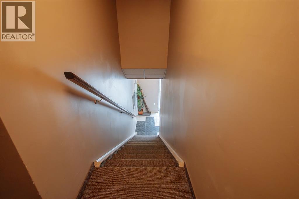 32 Westwinds Crescent Northeast - Photo 35