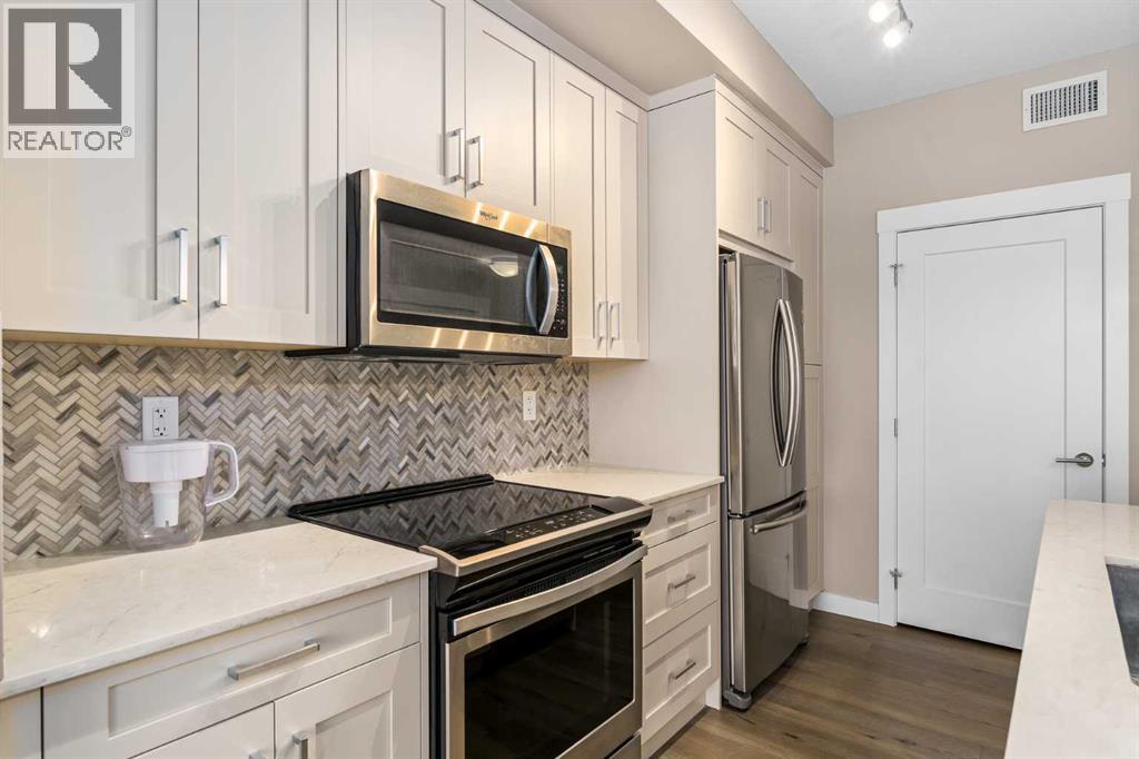 #410 35 Walgrove Walk SE - 8