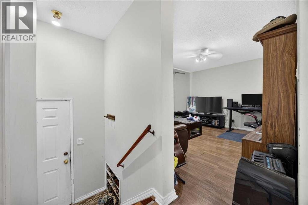 4823 49 Street - photo 2
