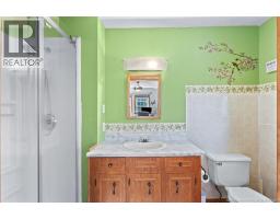 Foyer - 164 Gore Road, Fredericton Junction, NB E5L1T9 Photo 14