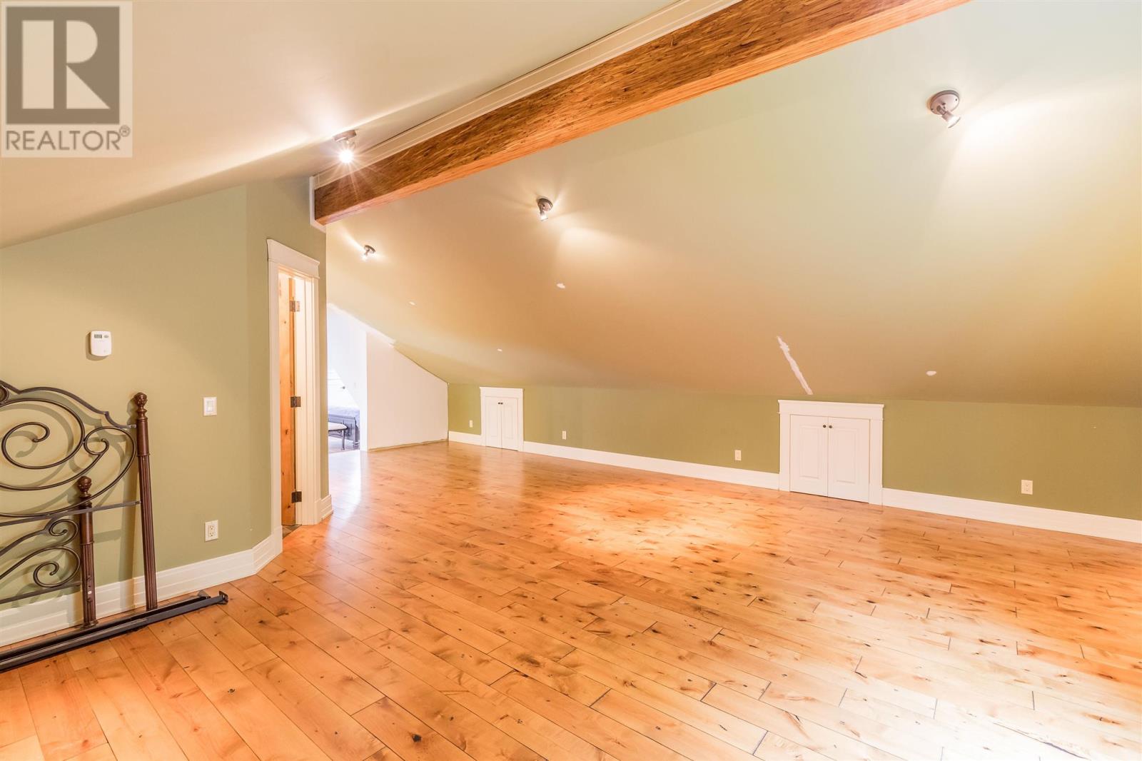 400 McCarrel Lake RD - 39