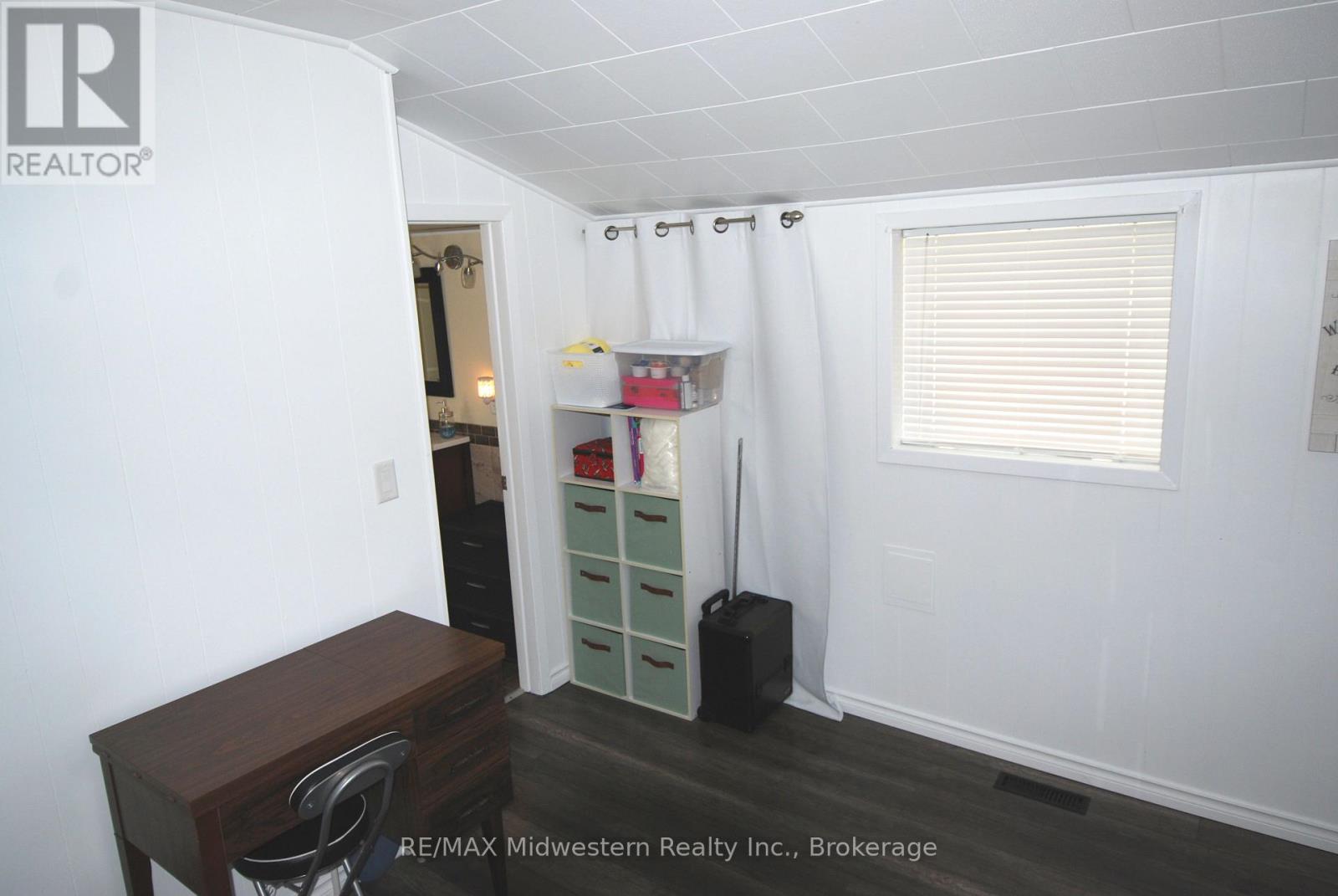172 ELORA STREET S - 10