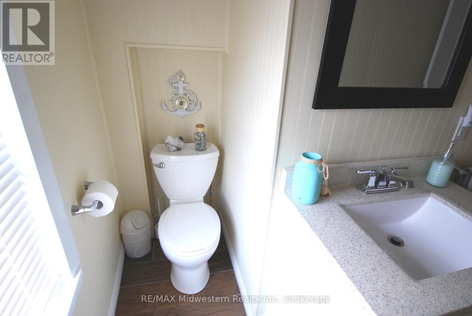 172 ELORA STREET S - 13
