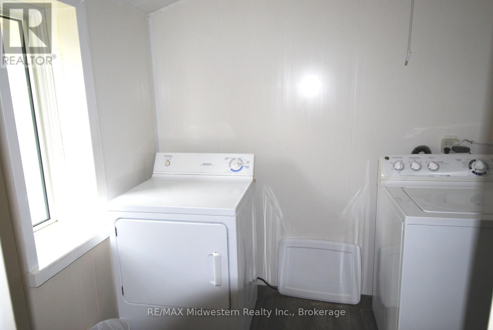 172 ELORA STREET S - 15