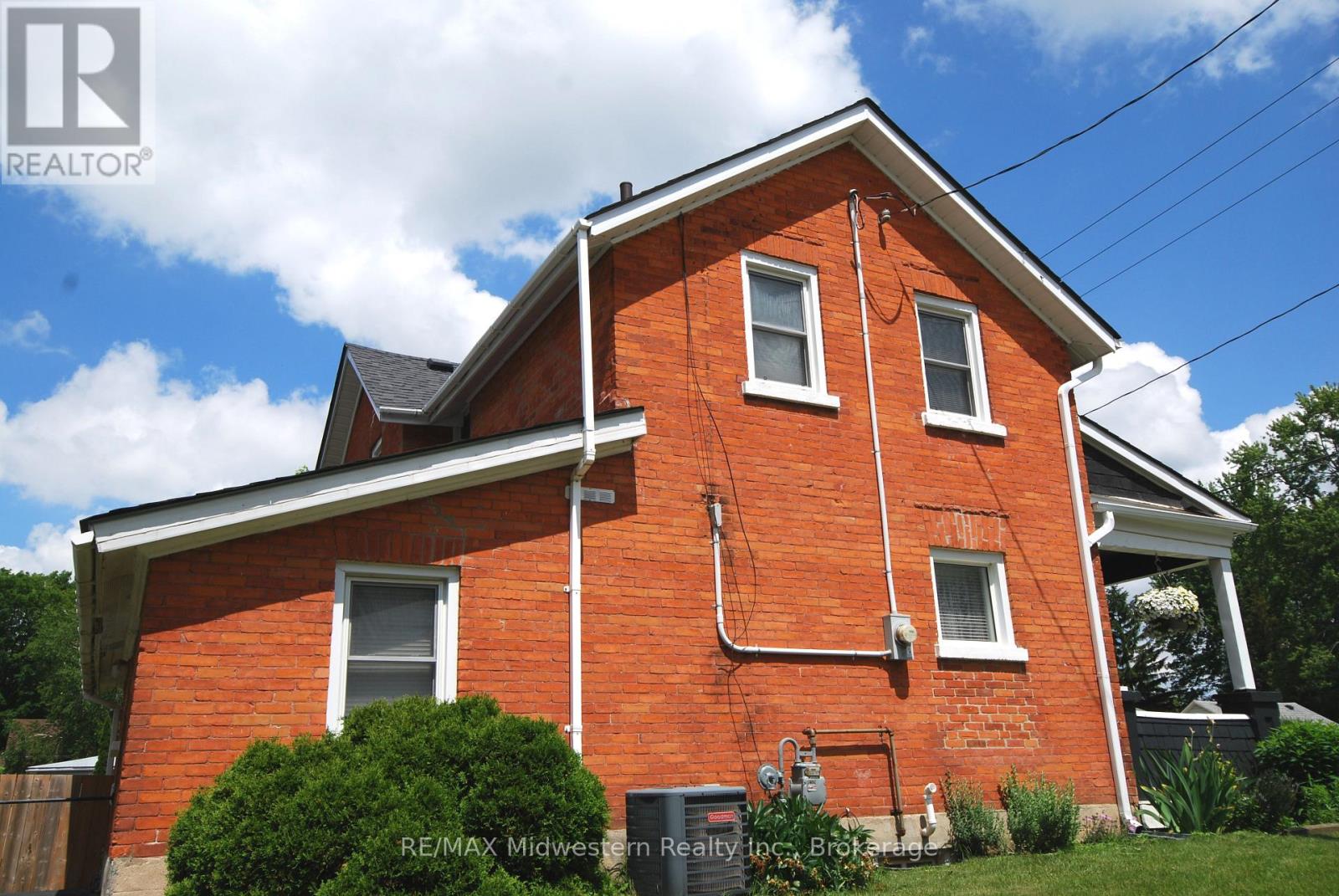 172 ELORA STREET S - 2
