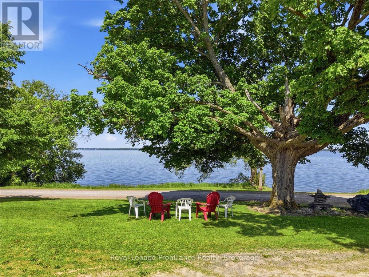 906 N BIG ISLAND ROAD - 1