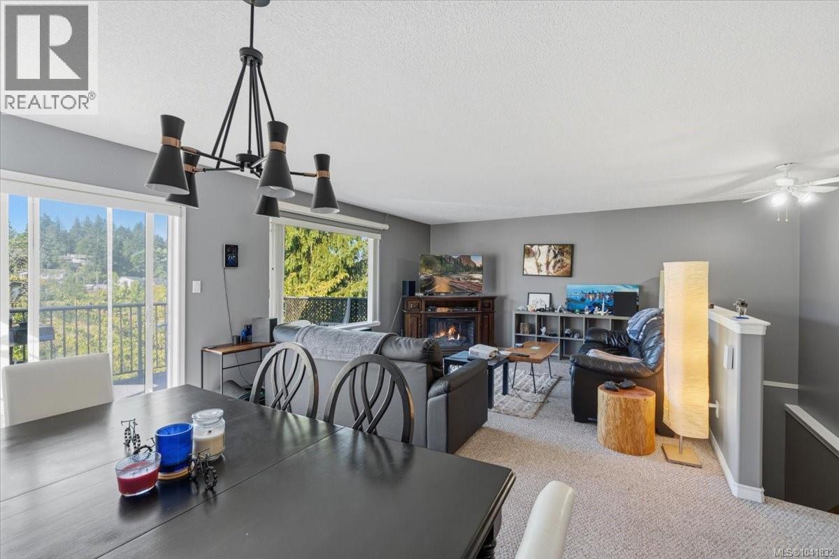 4755 Fairbrook Cres - 12