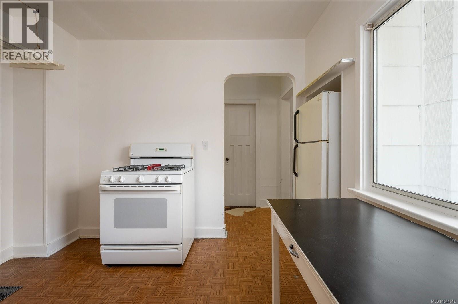 317 Baden Powell St - 12