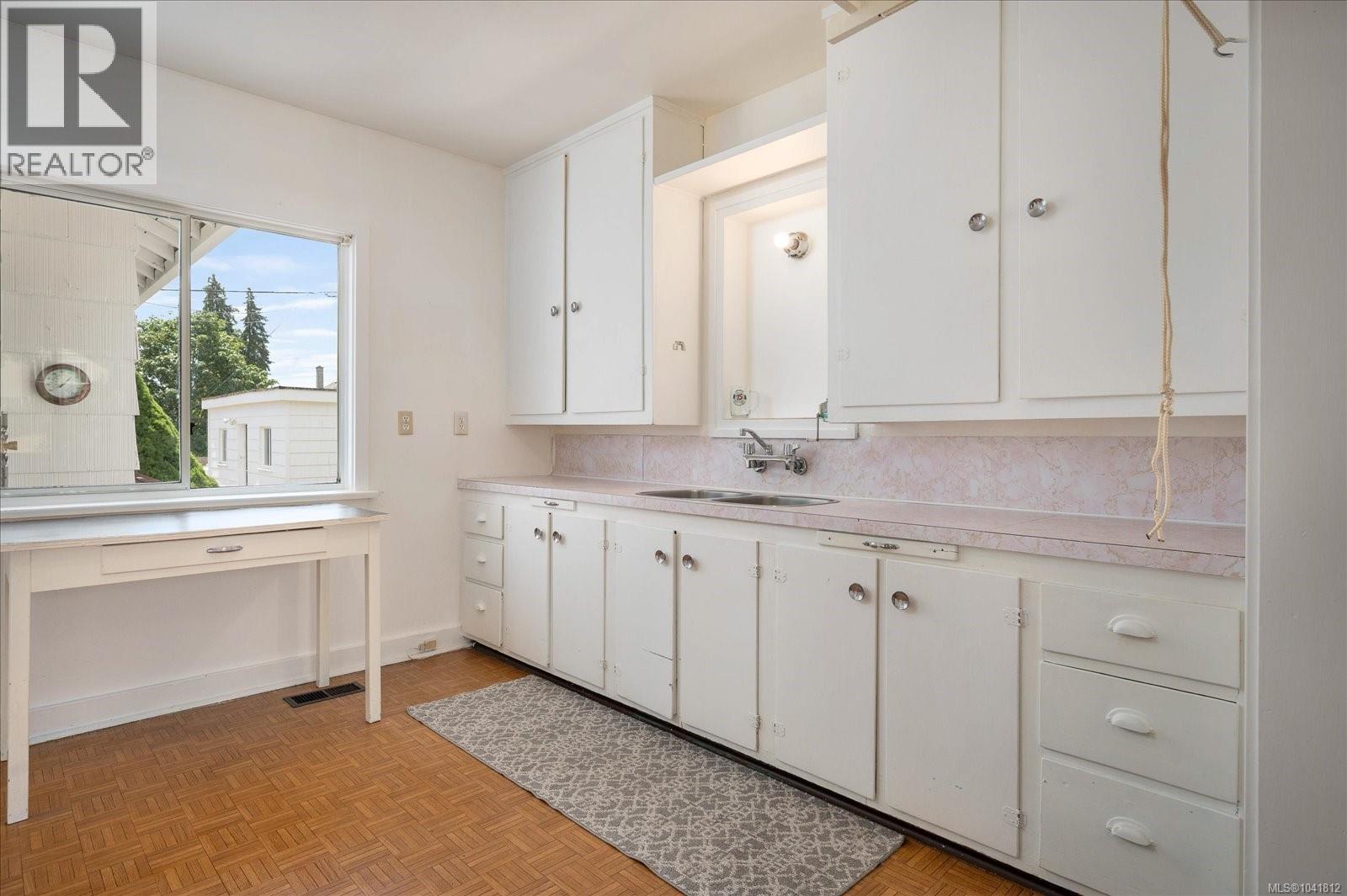 317 Baden Powell St - 9