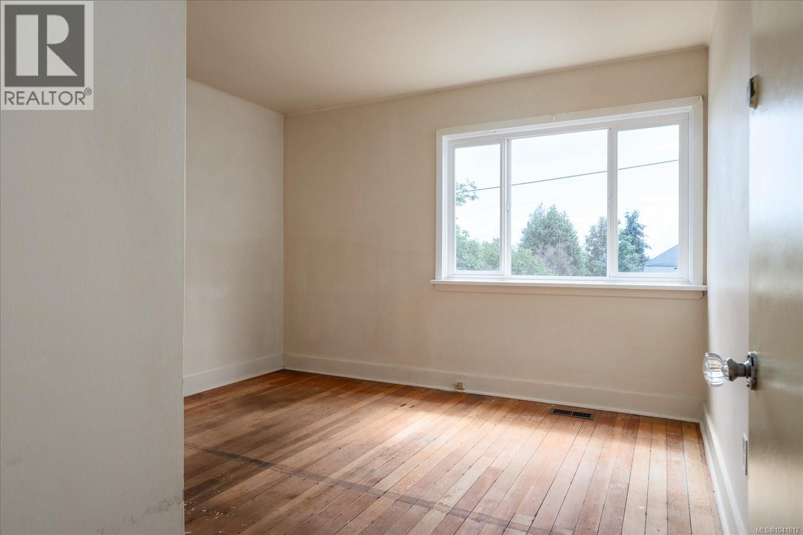317 Baden Powell St - 18