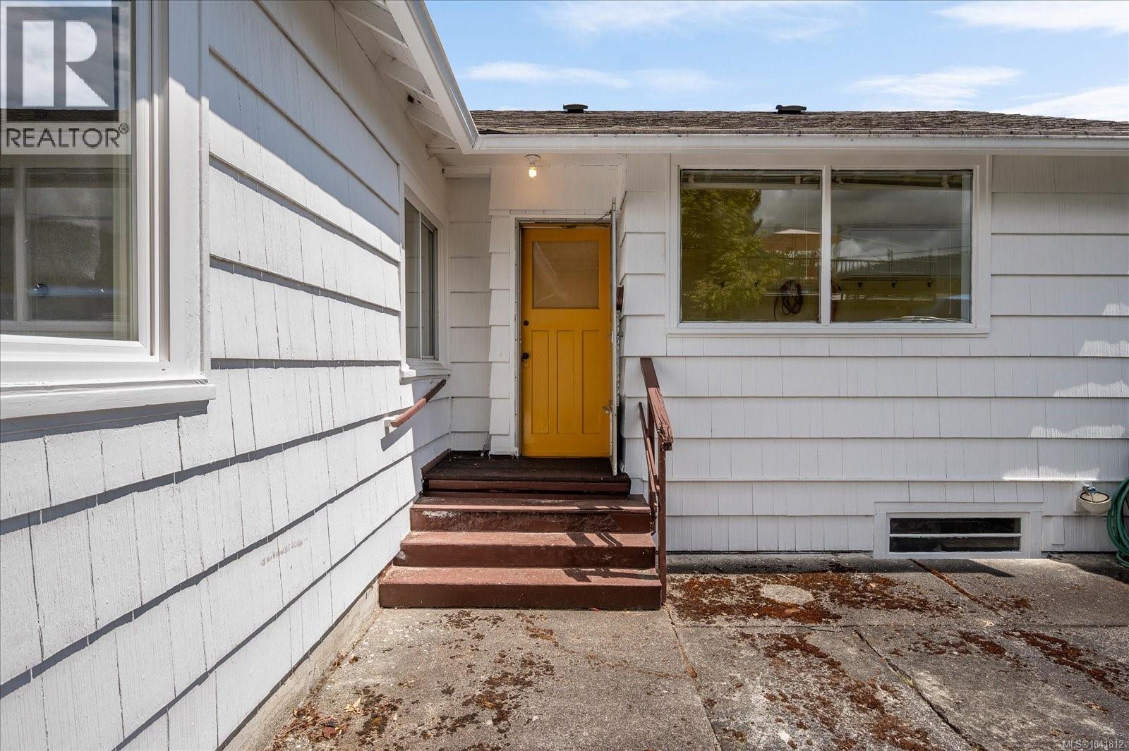 317 Baden Powell St - 25