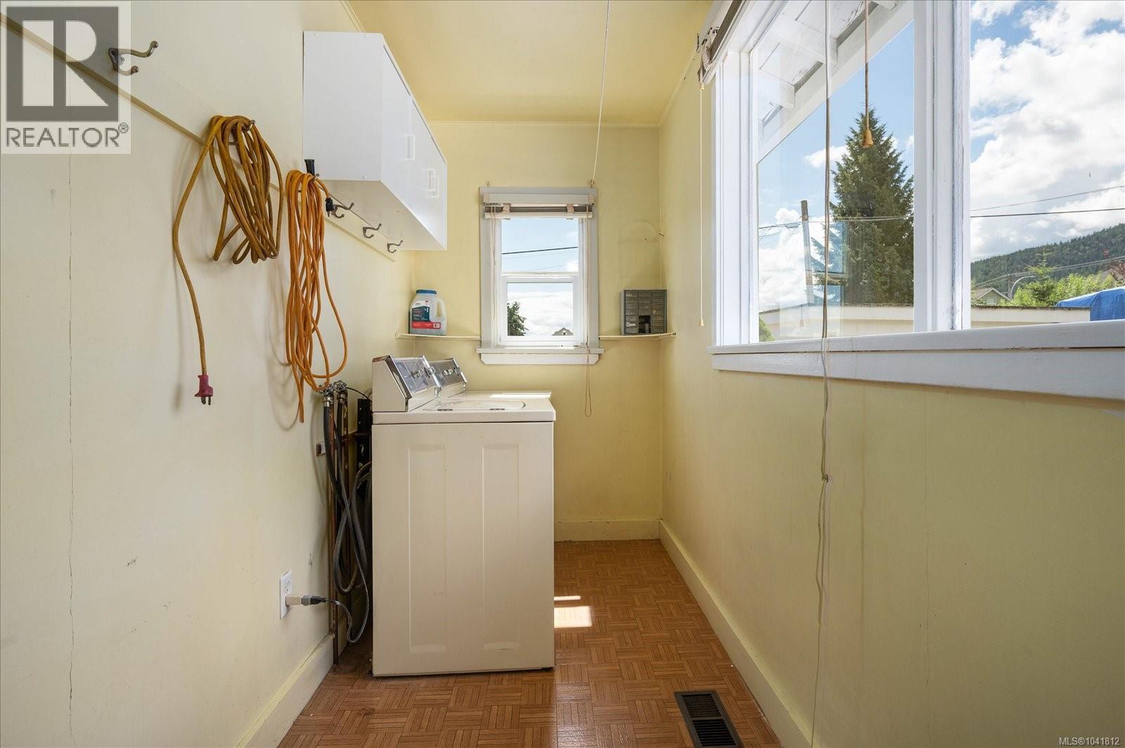 317 Baden Powell St - 22