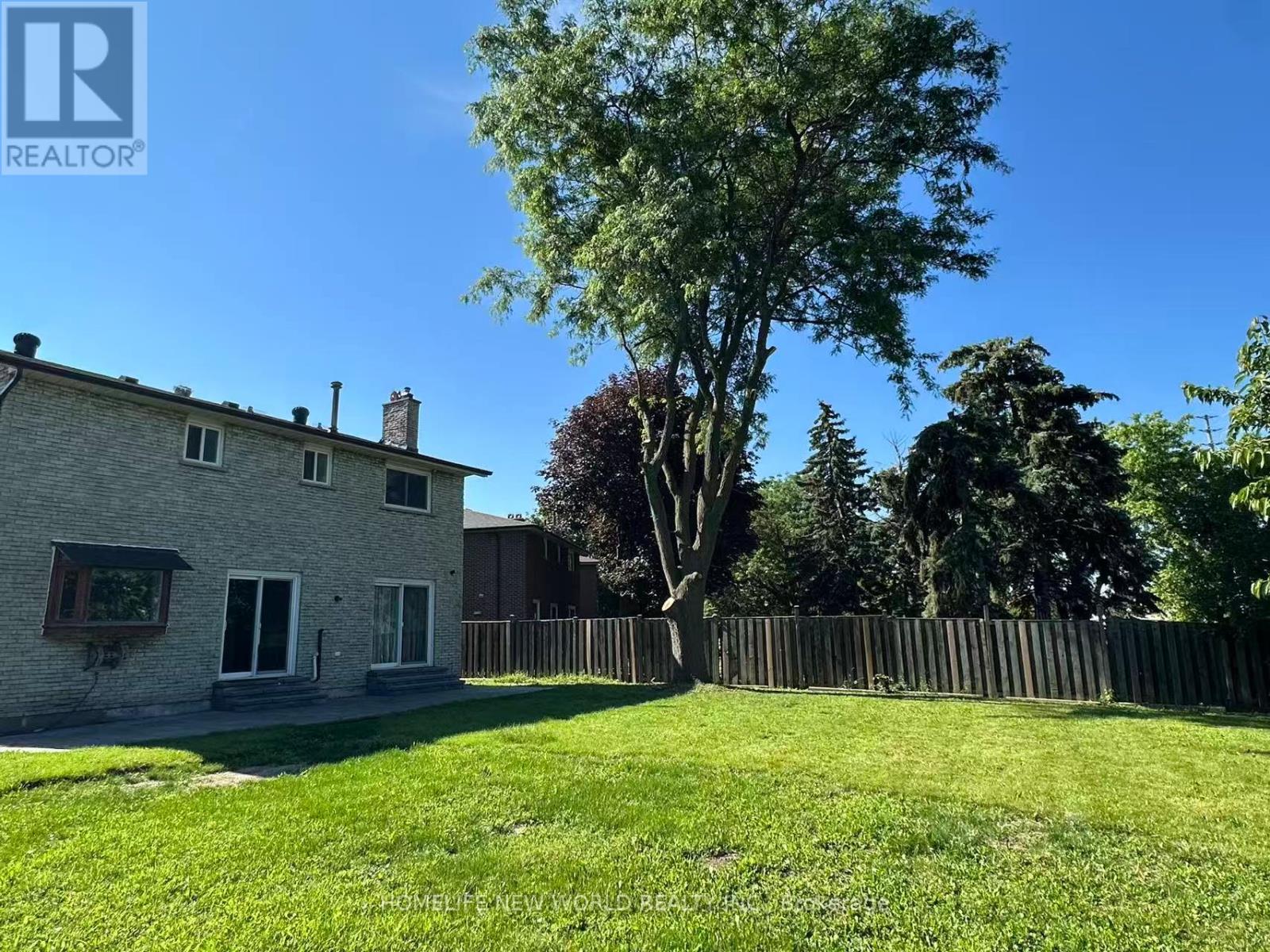 10 EPPING COURT - 19