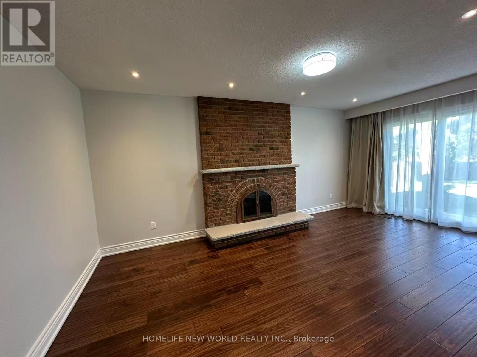 10 EPPING COURT - 7