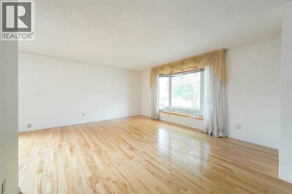70 Hill Drive - photo 3