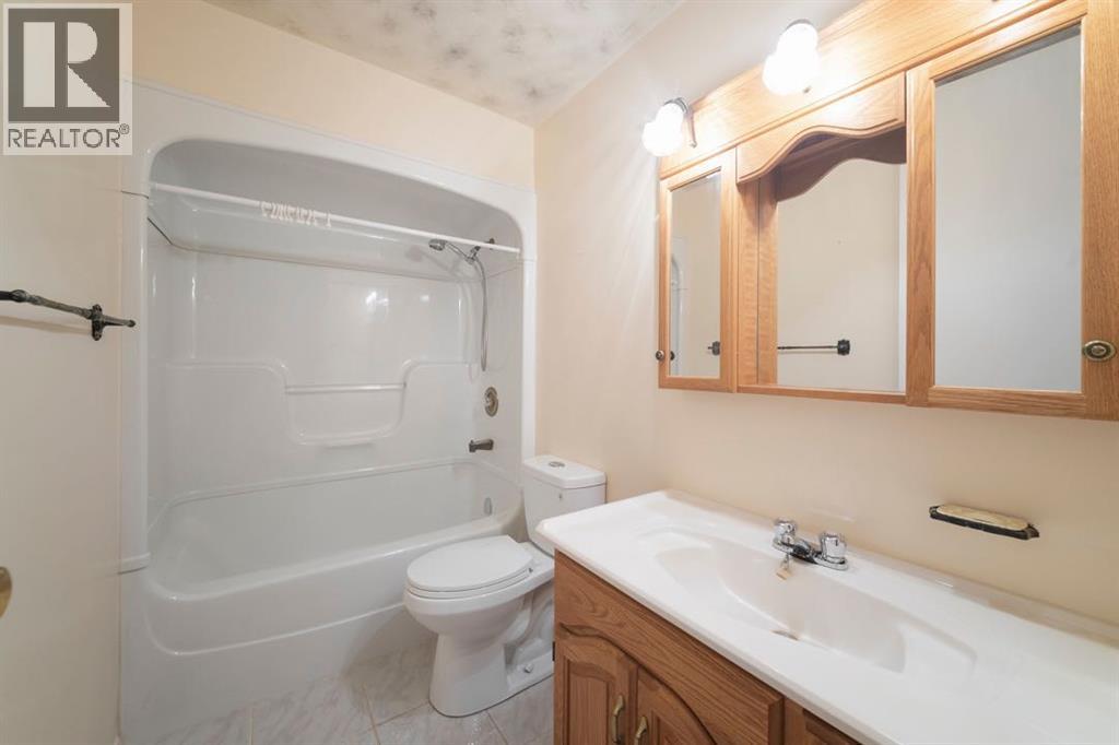 70 Hill Drive — photo 38