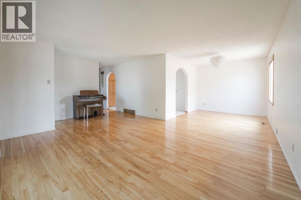 70 Hill Drive — photo 6