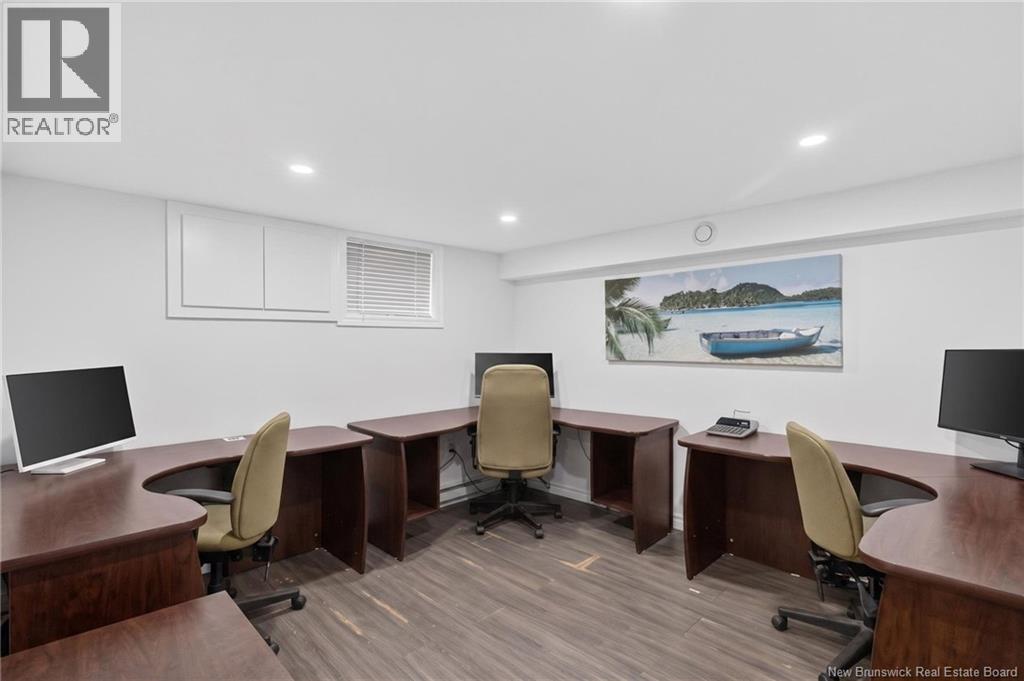 270 Mill Road - 12