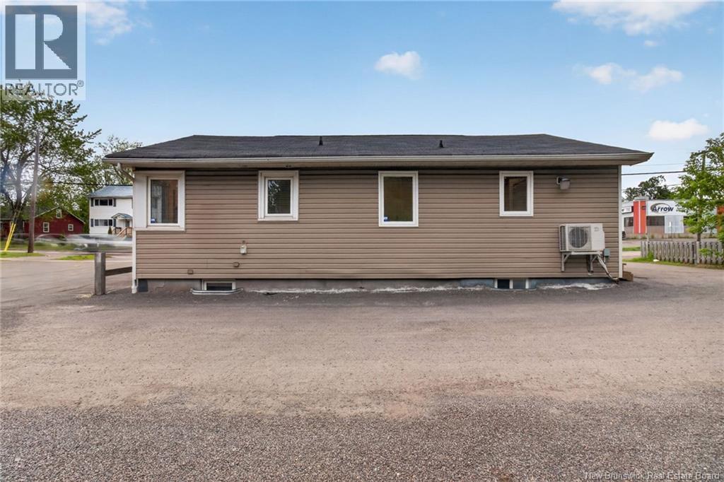 270 Mill Road - 27