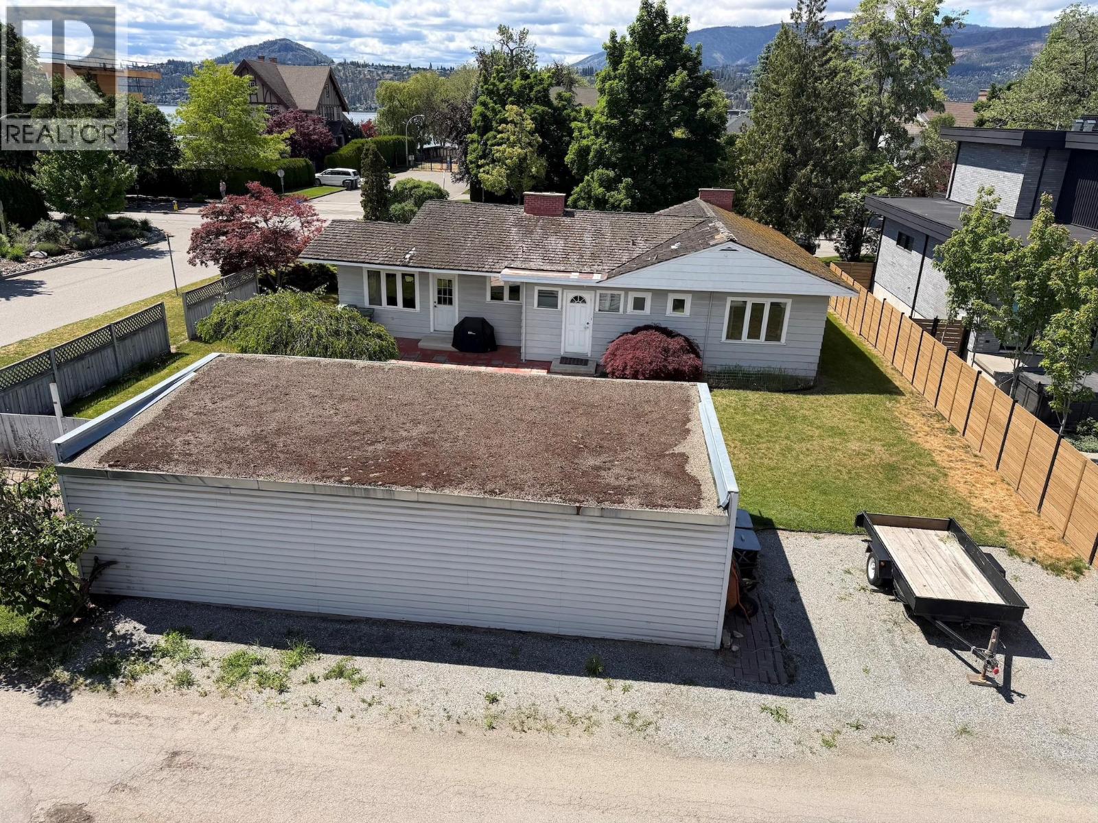2041 Abbott Street - 2