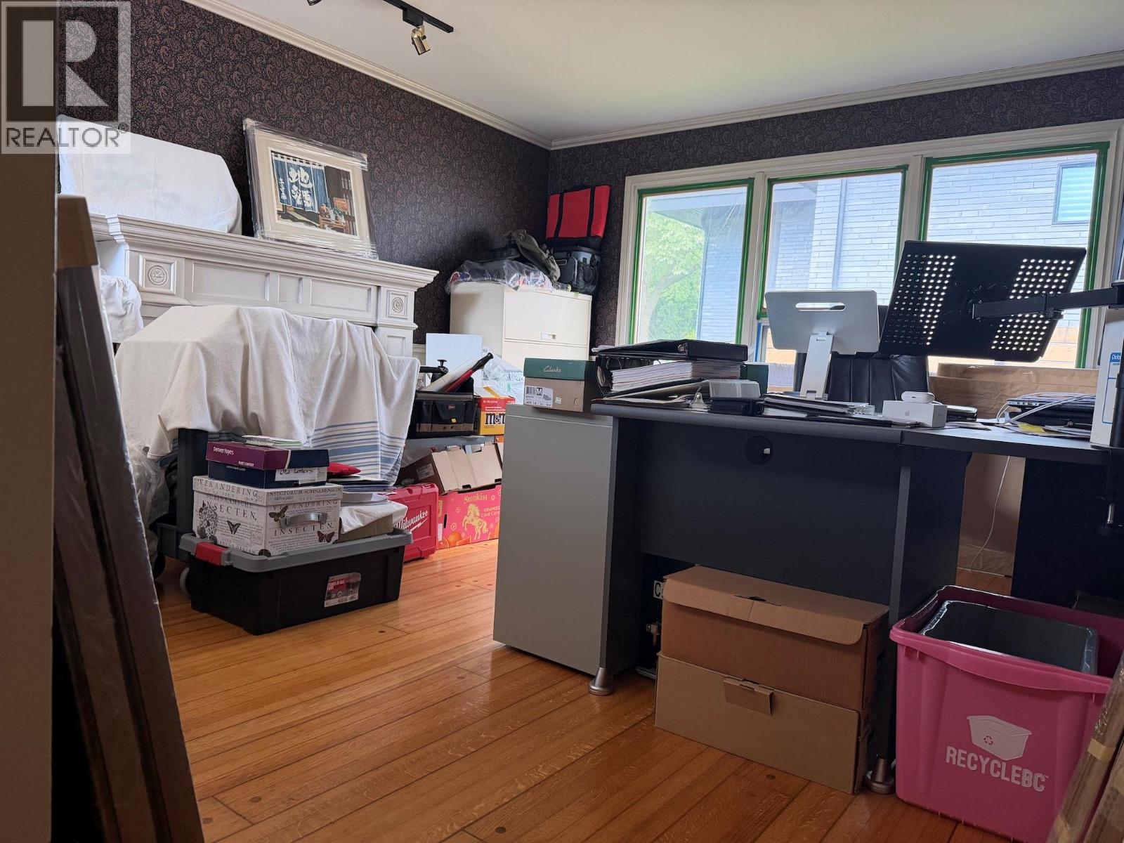 2041 Abbott Street - 24