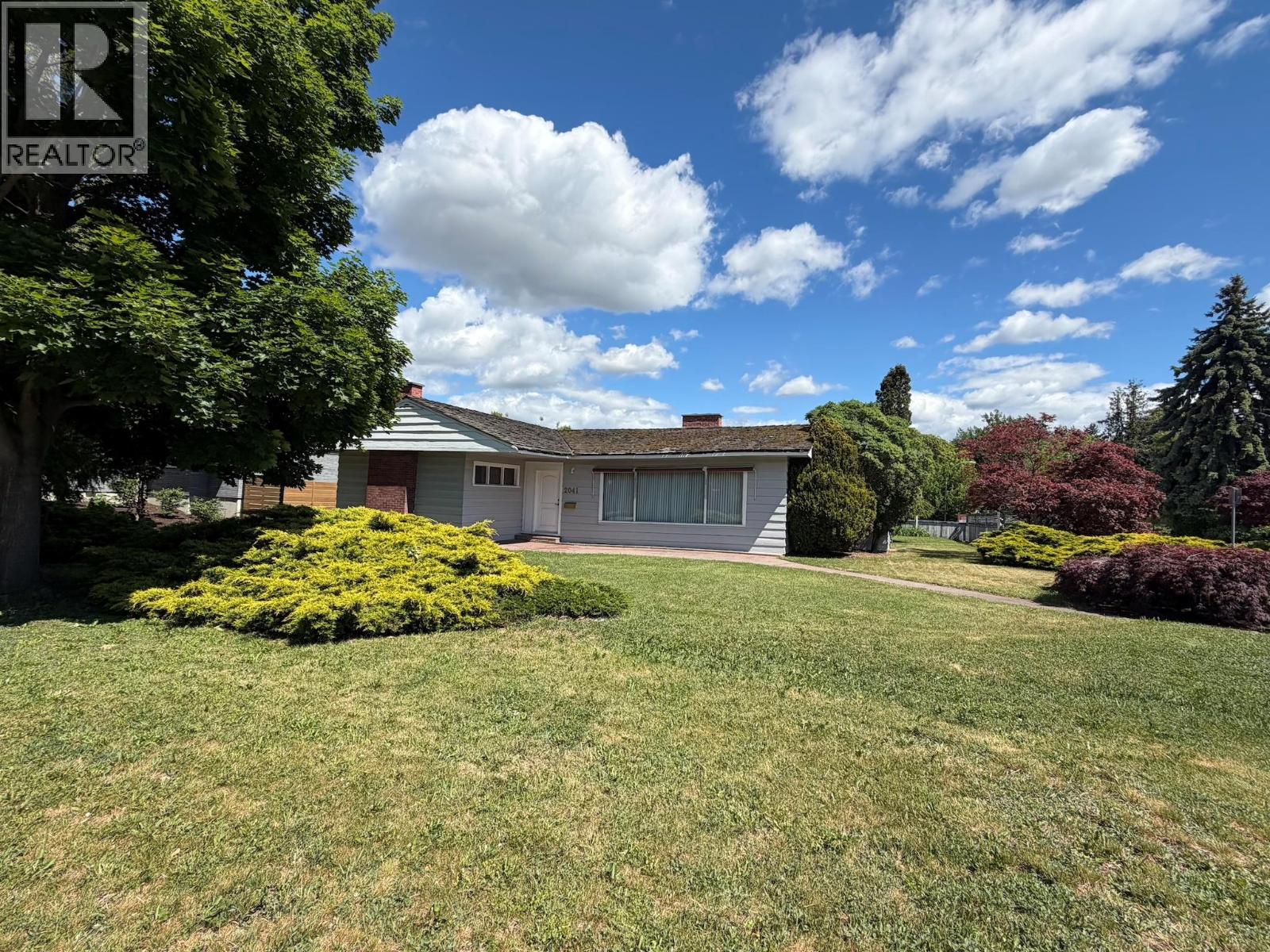 2041 Abbott Street - 6