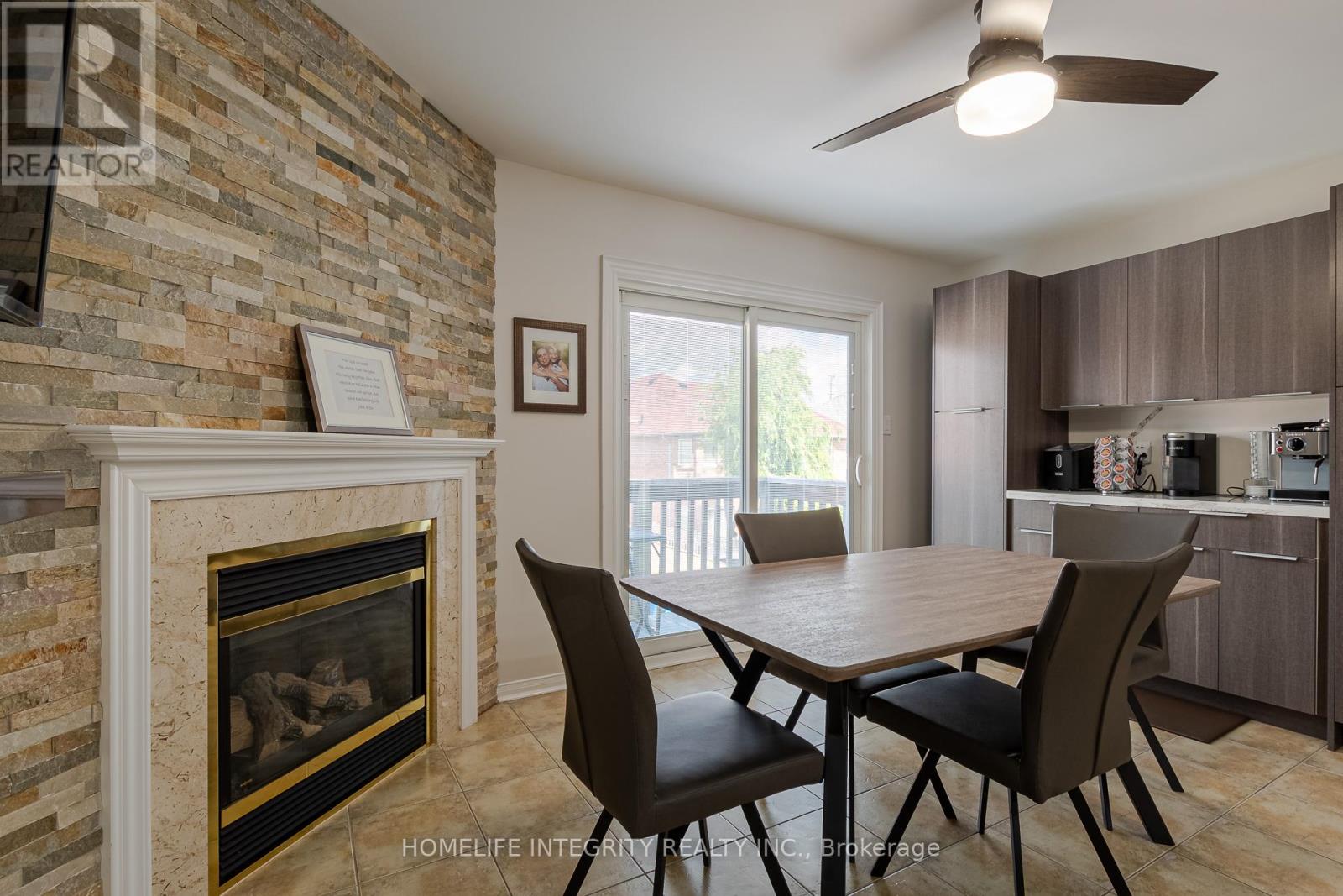 4 SILVERBELL COURT - 13