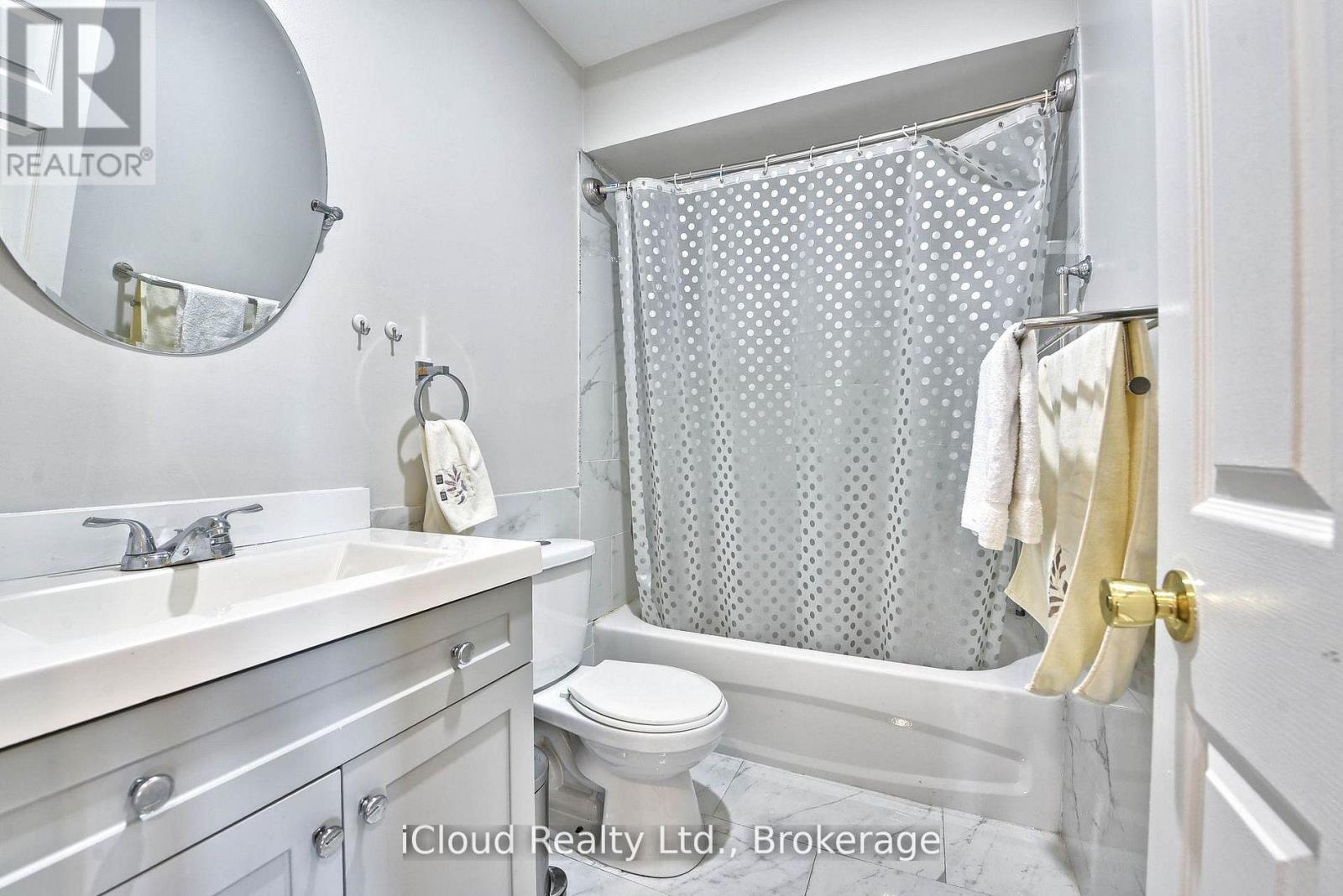 14 TIMBERLANE DRIVE - 15