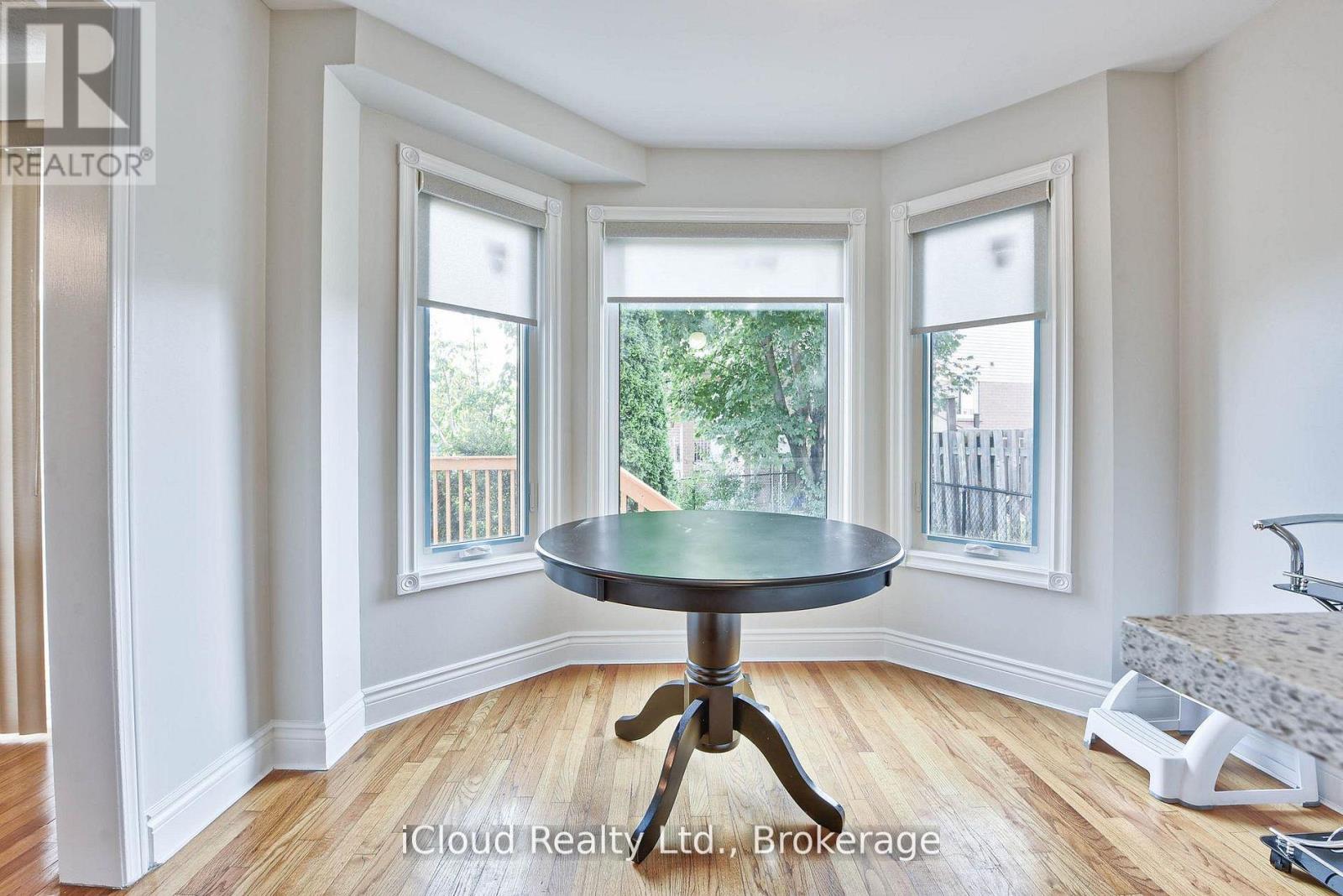 14 TIMBERLANE DRIVE - 20