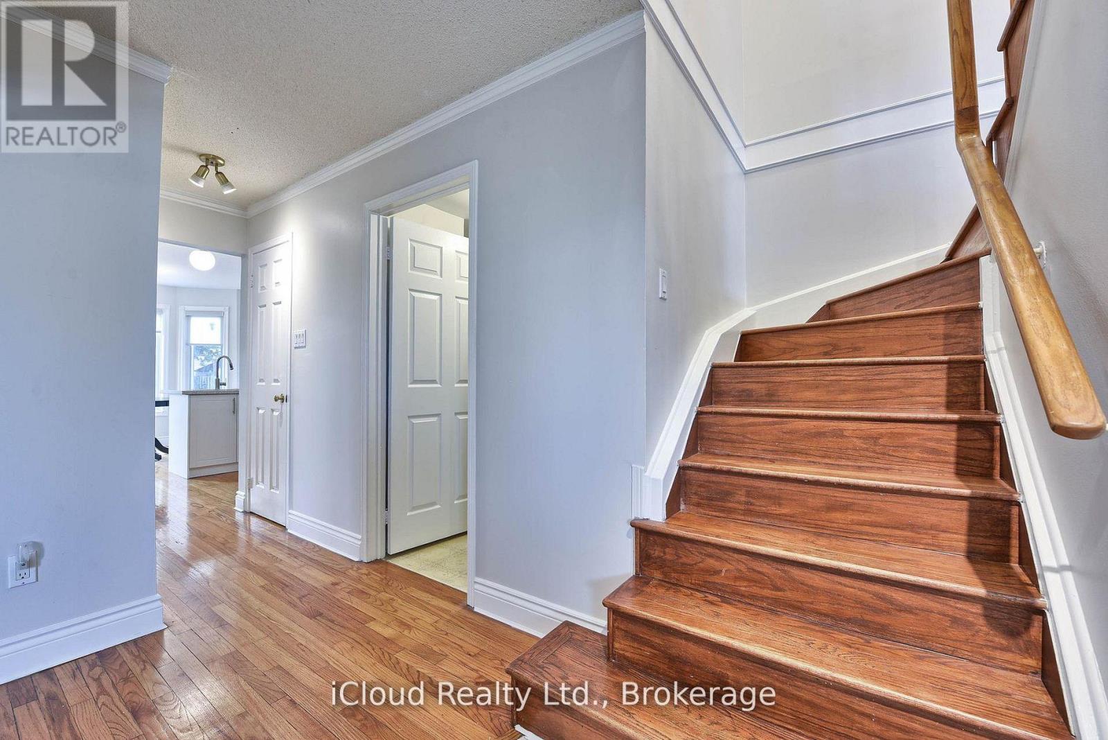 14 TIMBERLANE DRIVE - 28
