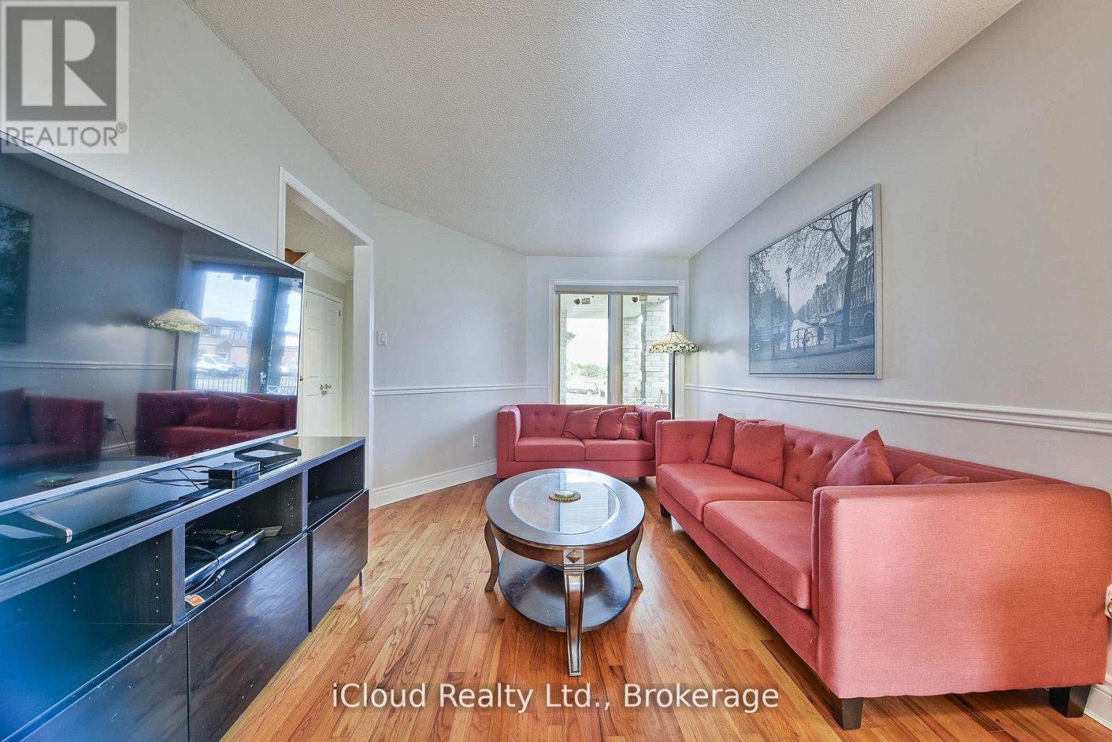 14 TIMBERLANE DRIVE - 29