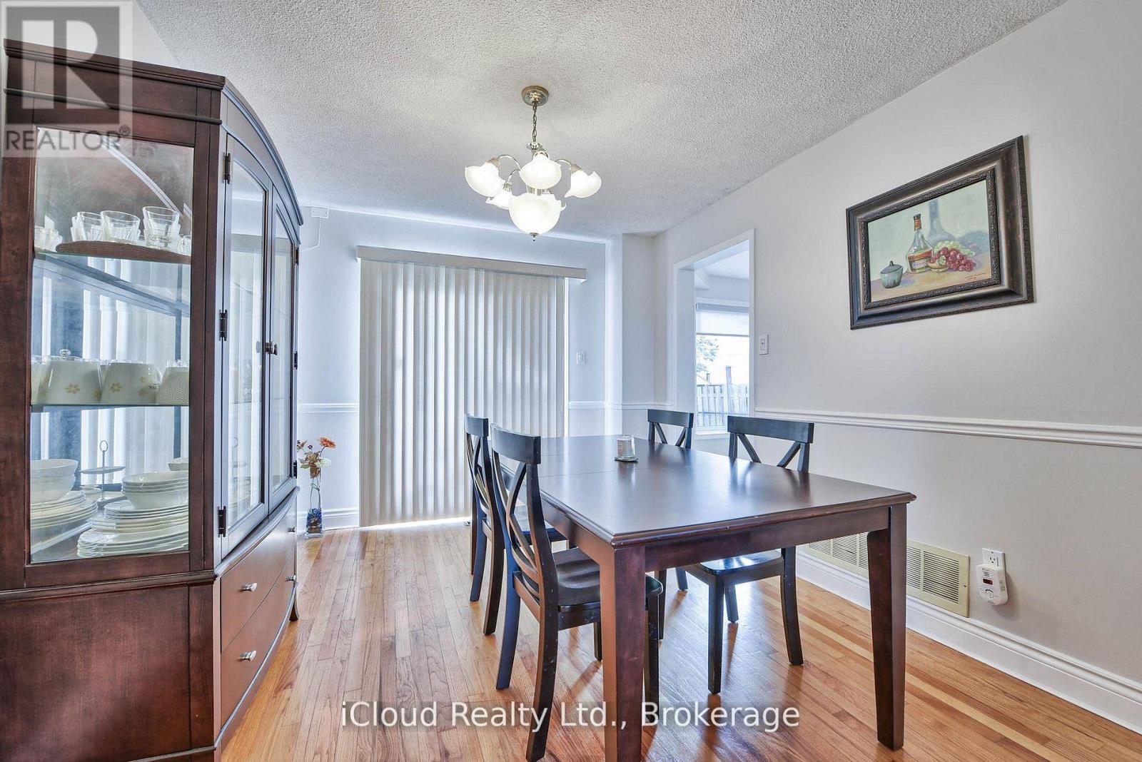 14 TIMBERLANE DRIVE - 31