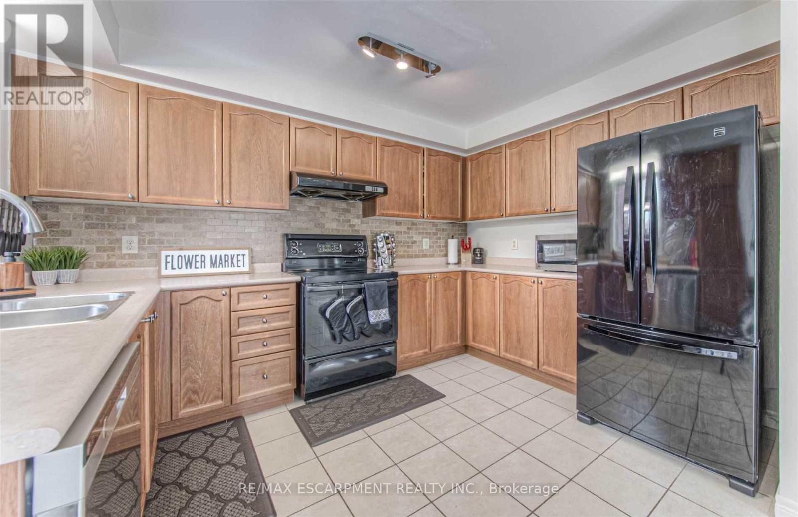 #7 1745 CREEK WAY - 11