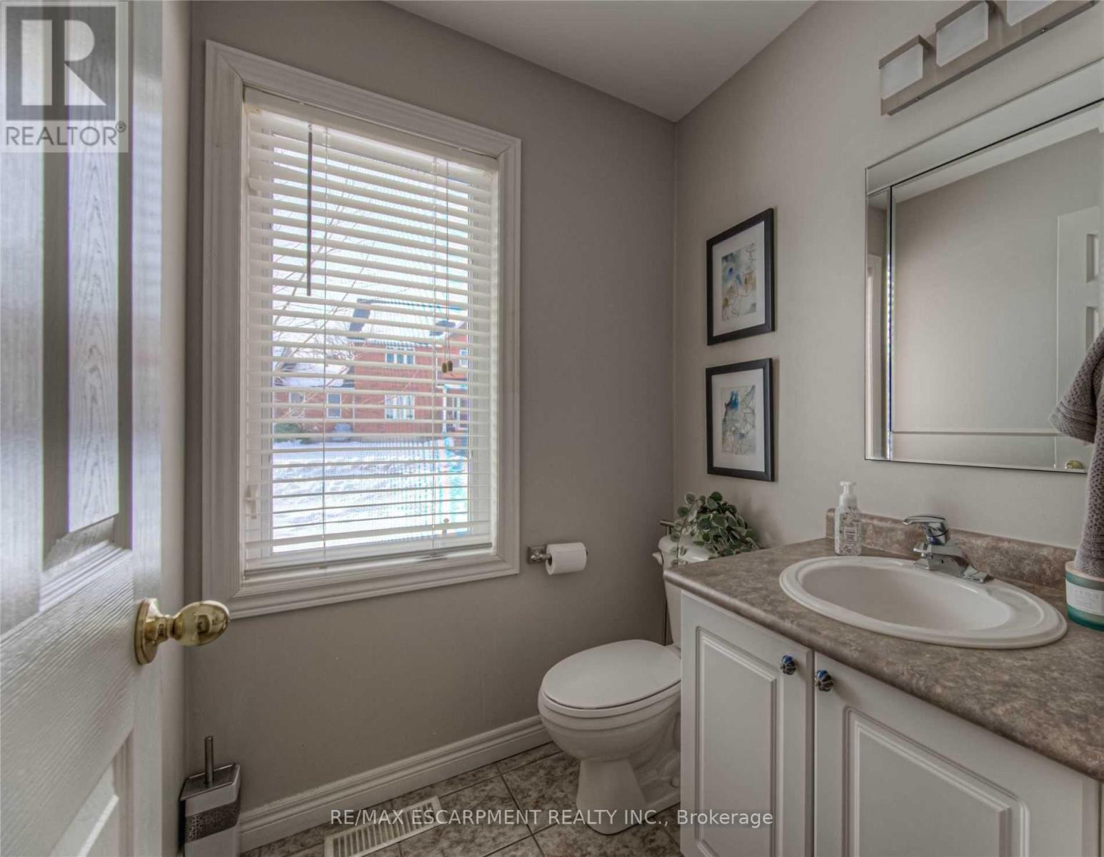 #7 1745 CREEK WAY - 16