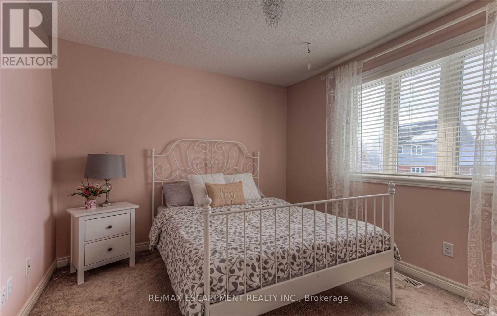 #7 1745 CREEK WAY - 21