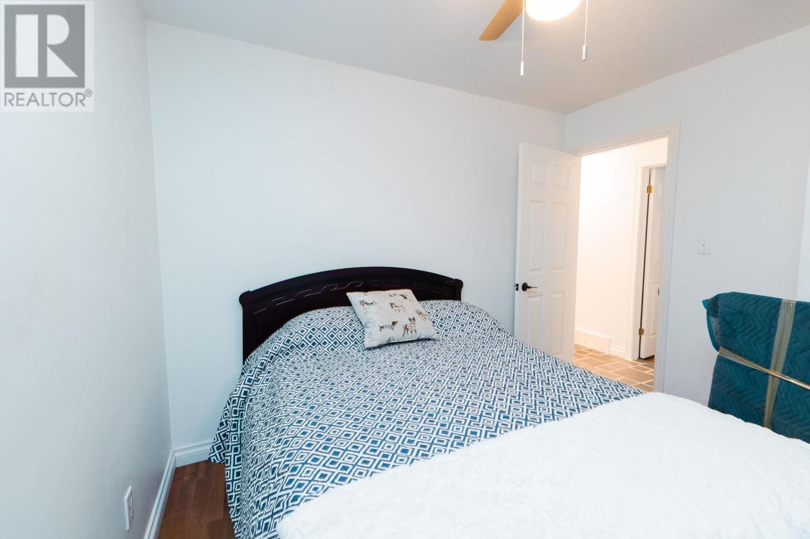 3882 Hamilton DR - 28