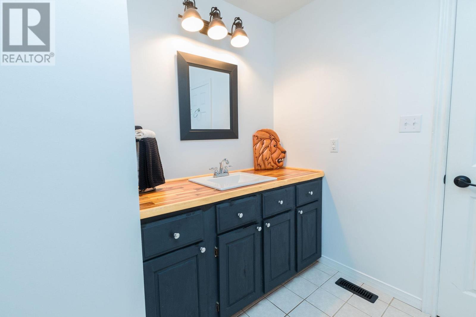 3882 Hamilton DR - 30