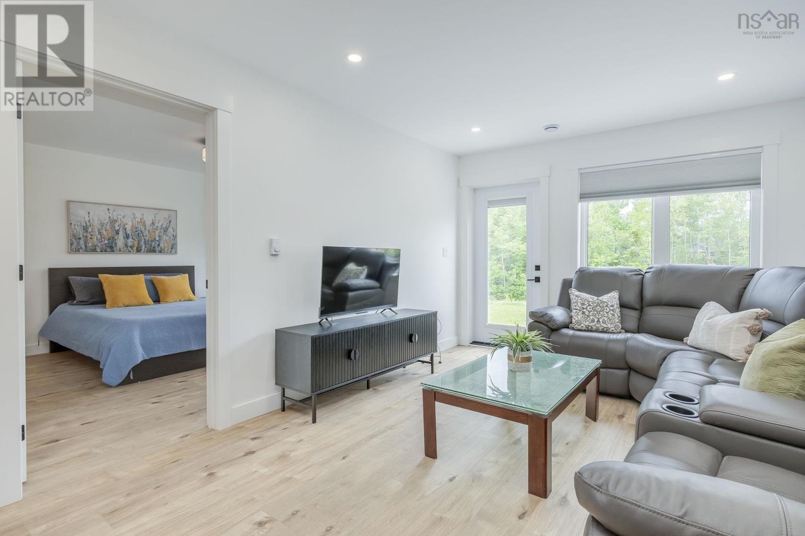 Property 22 of 40 of 24 Jessome Avenue