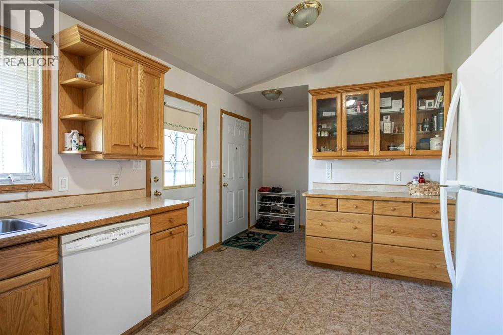 10415 106 Street - 12