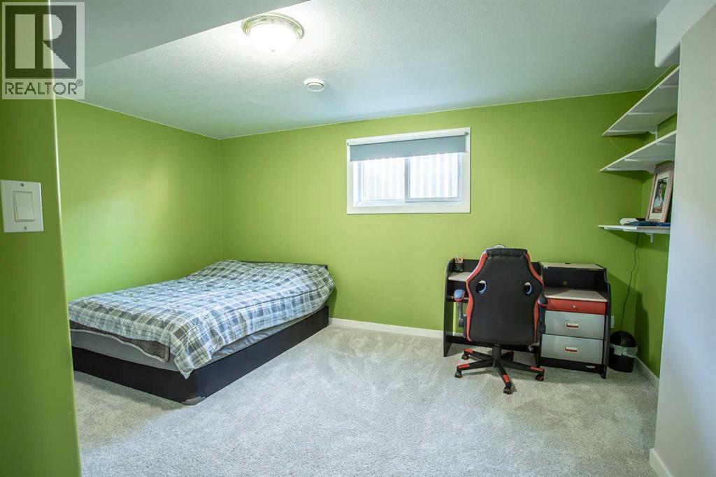 10415 106 Street - 23