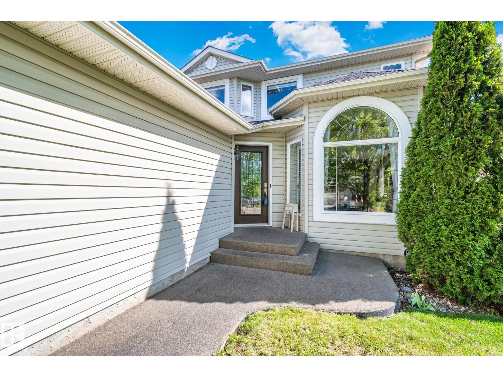 591 Byrne CR SW - 4