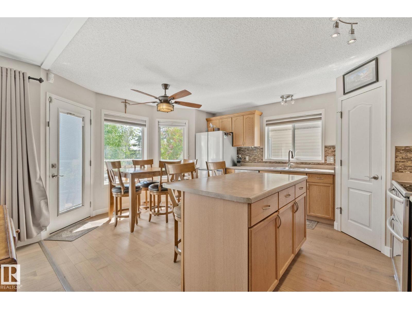 591 Byrne CR SW - 15