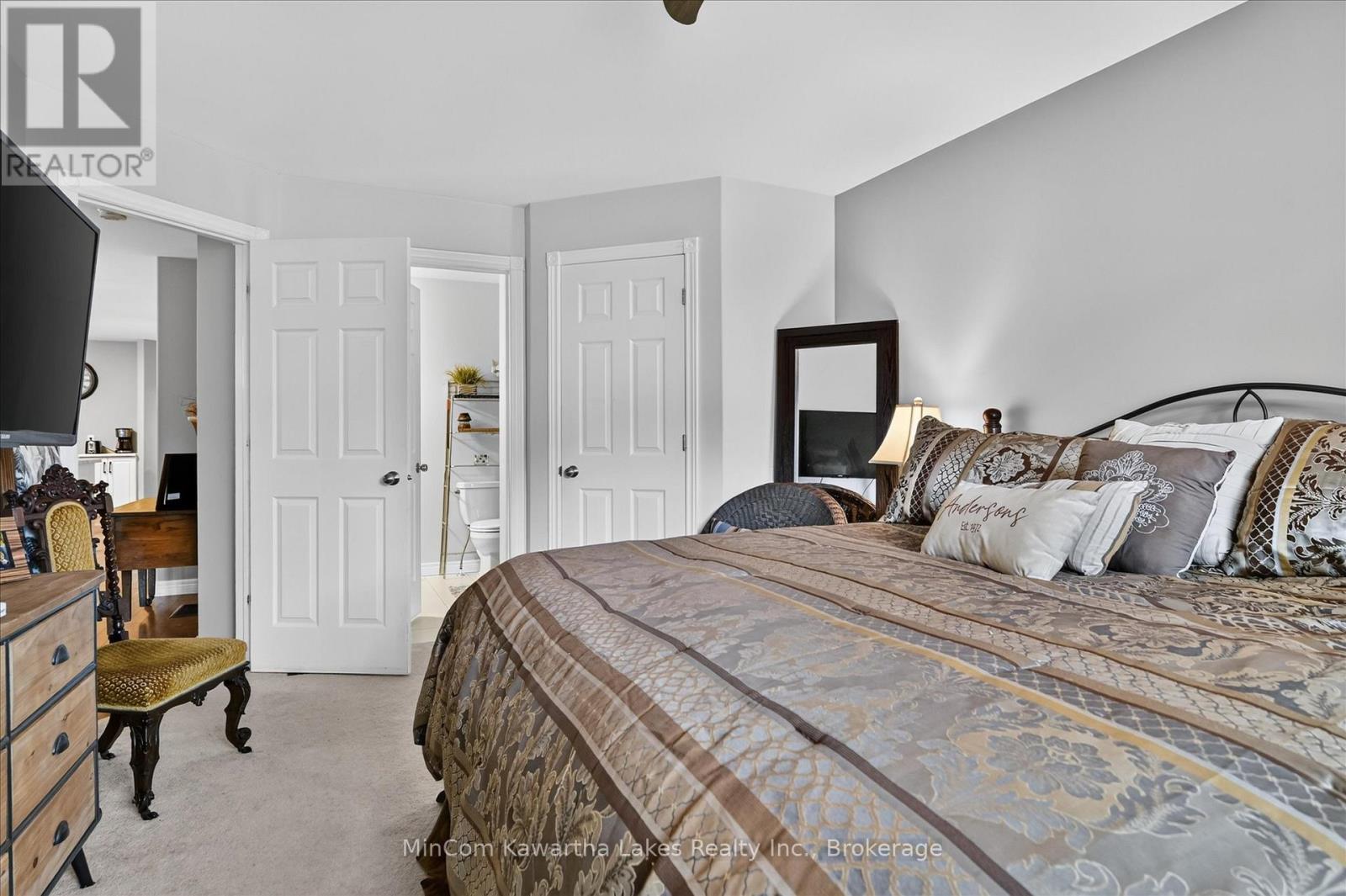 602 GOODWIN TERRACE - 23