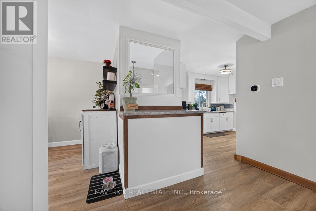 180 FOREST AVENUE - 10