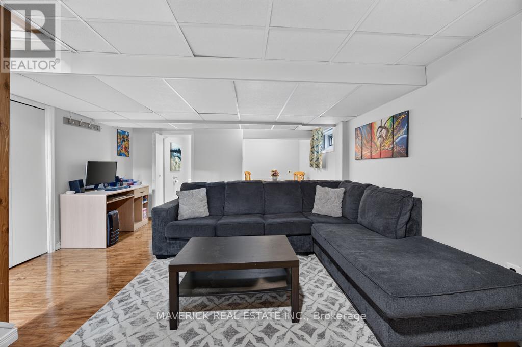 180 FOREST AVENUE - 17