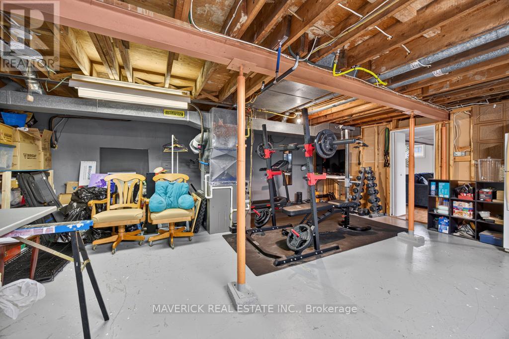 180 FOREST AVENUE - 23